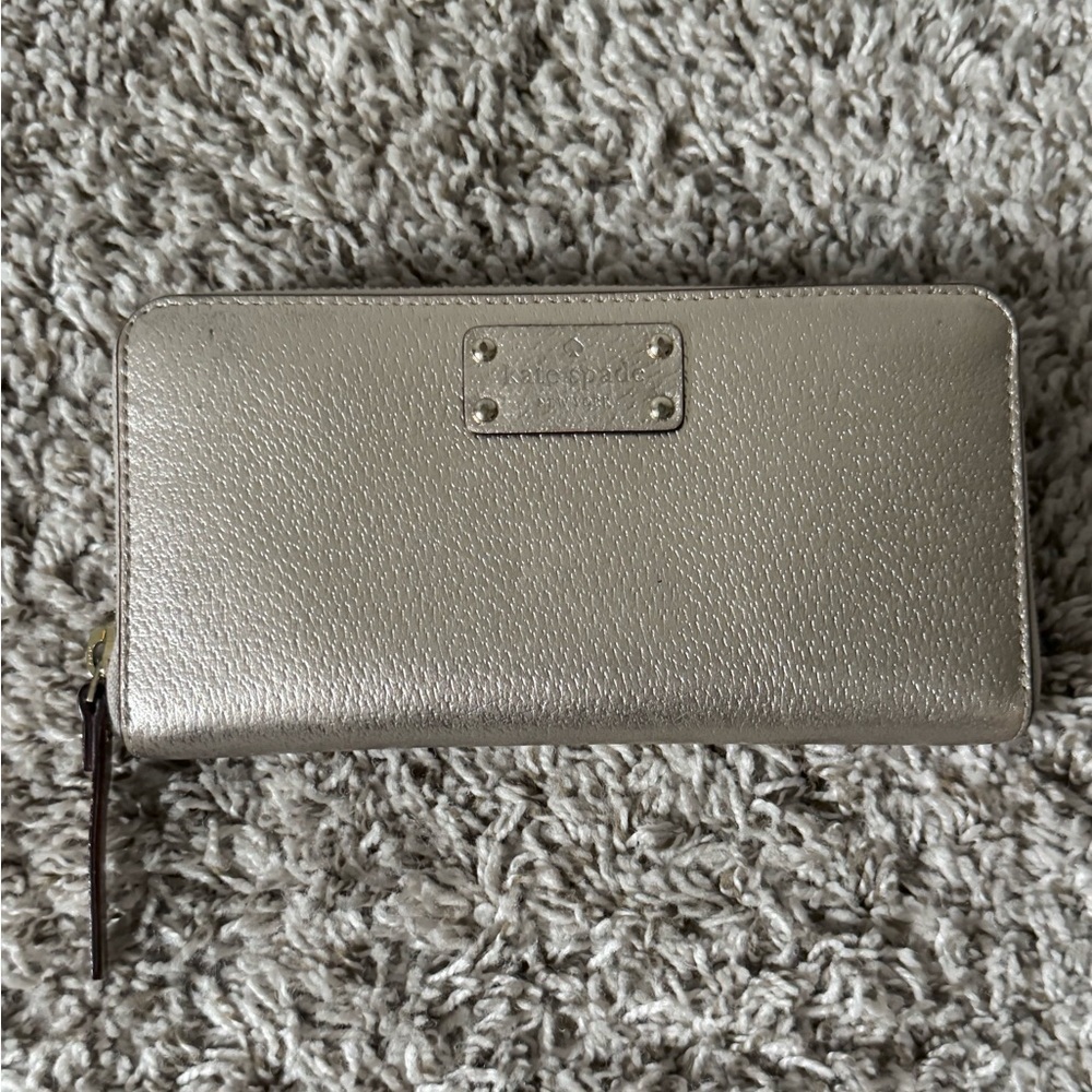 Kate Spade Silver Leather Zip Around Wallet